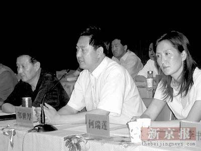 郑世厚主持泾川县政府全面工作