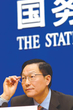 gdp现价和不变价_前三季度中国GDP增长6.2 ,为69.78万亿元人民币,约10.18万亿美元(2)