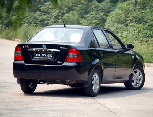 低价车年底也优惠 吉利自由舰最高降价4800元