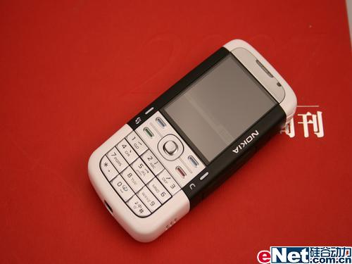 5300与3250混合体 诺基亚5700评测-IT频道-和讯网