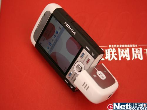 5300与3250混合体 诺基亚5700评测-IT频道