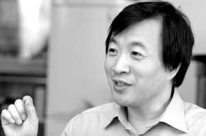 中国人民大学金融信息中心主任杨健教授