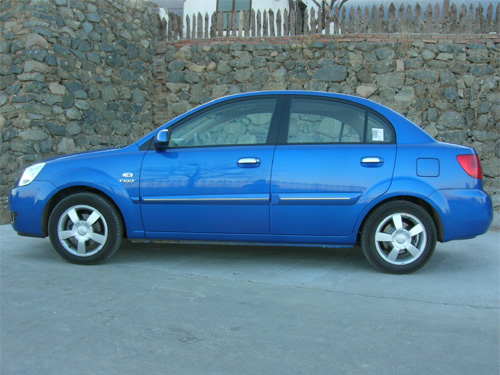 活泼的时尚小车 和讯试驾起亚rio千里马(组图)